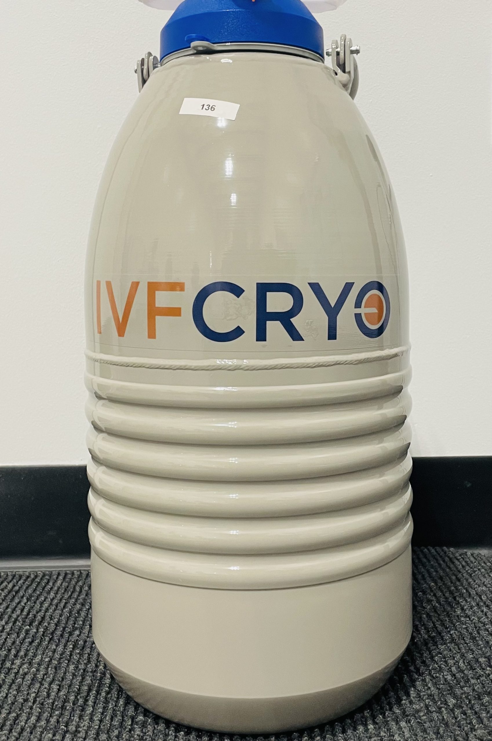 IVF CRYO’s Medium Shipper